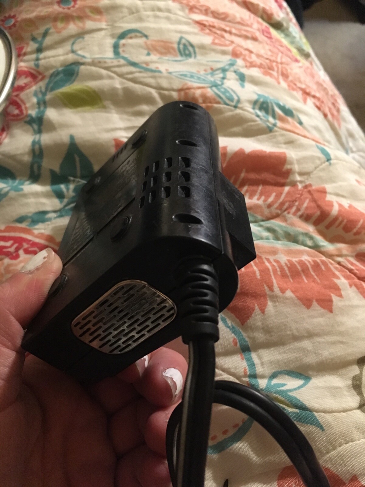 PowerLine 90359 200 Watt Mobile Media Power Inverter with 2.1 Amp USB