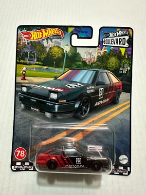 Hot Wheels Toyota AE86 Sprinter Trueno Boulevard #78 - B