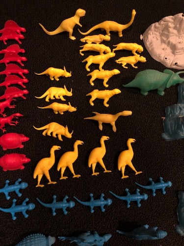 69 Vintage 1960-70s Marx MPC dinosaurs prehistoric animals Play Set toy Figures