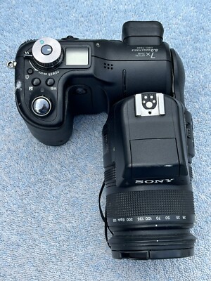 Sony Cyber-Shot DSC-F828 Black 1.8'' LCD 8.0 MP 7x Optical Zoom UNTESTED AS IS