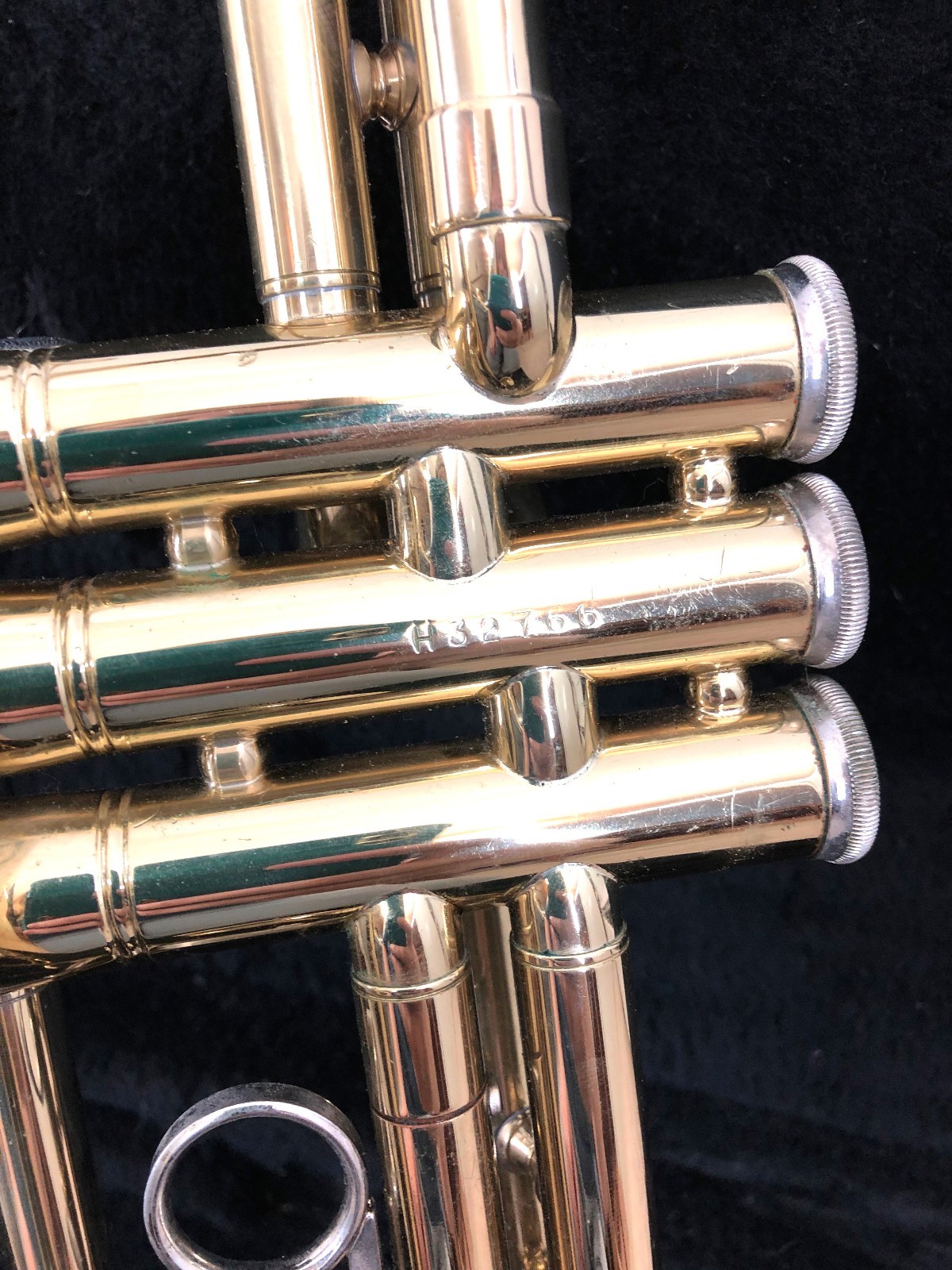 BLESSING GOLD STUDENT BEGINNER / INTERMEDIATE BRASS TRUMPET W/ CASE & MOUTHPIECE