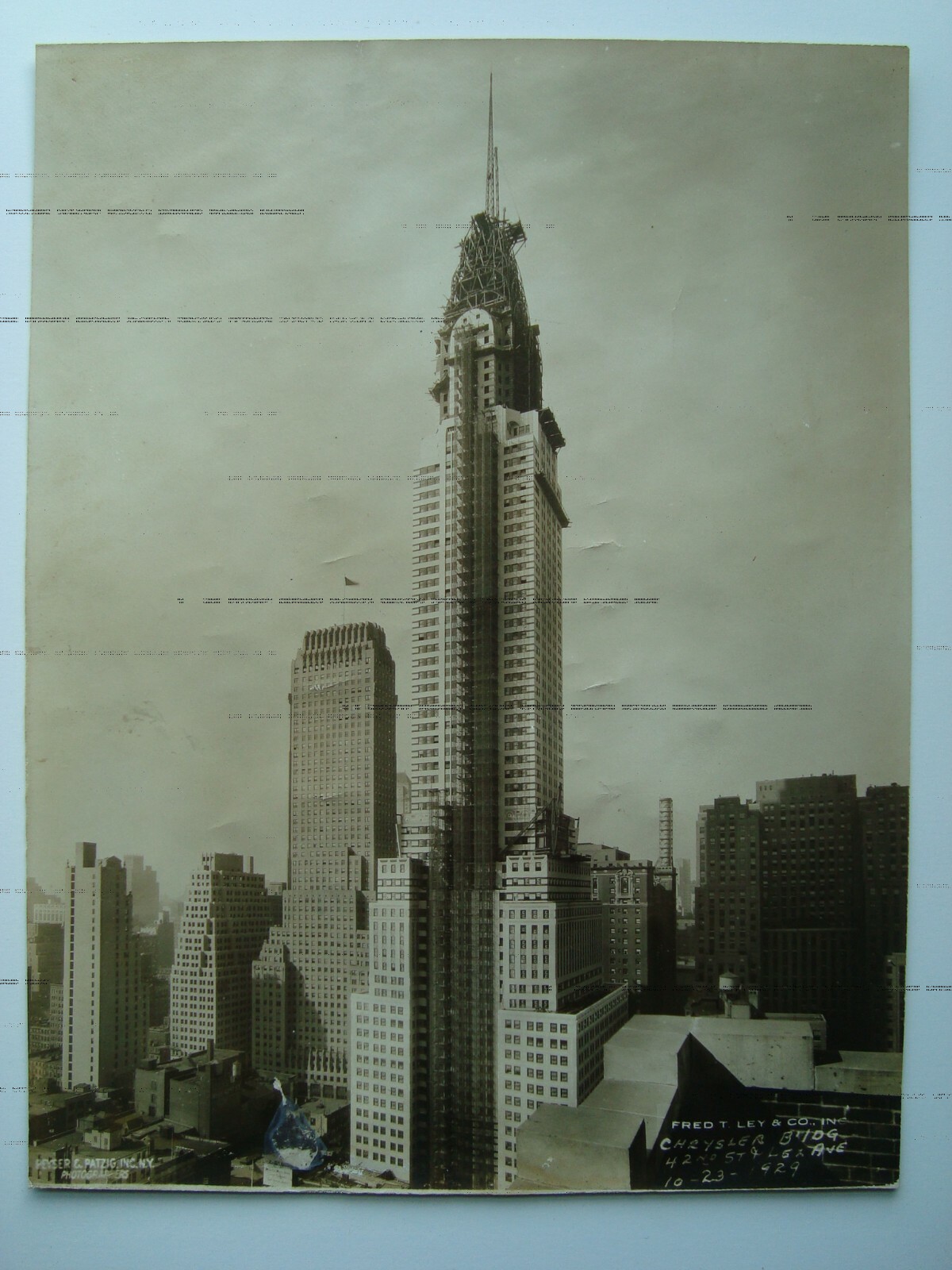 額装品/Chrysler Building/ポスター/アート/風景/モダン Chrysler Building (2020) - Maggie O'Neill