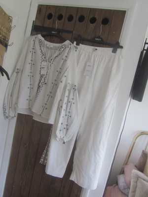 next 2025 white/black embroidered bohho tunic & wide trouser suit 14 £110