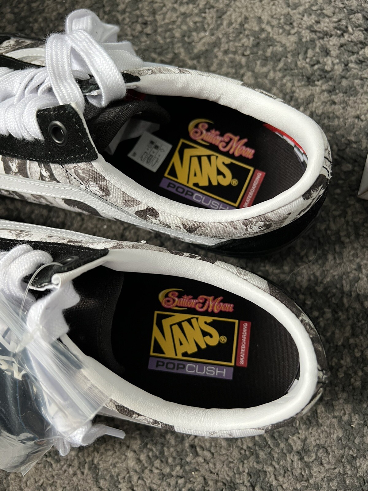 vans sailor moon