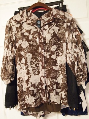 Saint Tropez West Brown Sheer Floral Button Up Top with Tank Med NTW Much nicer