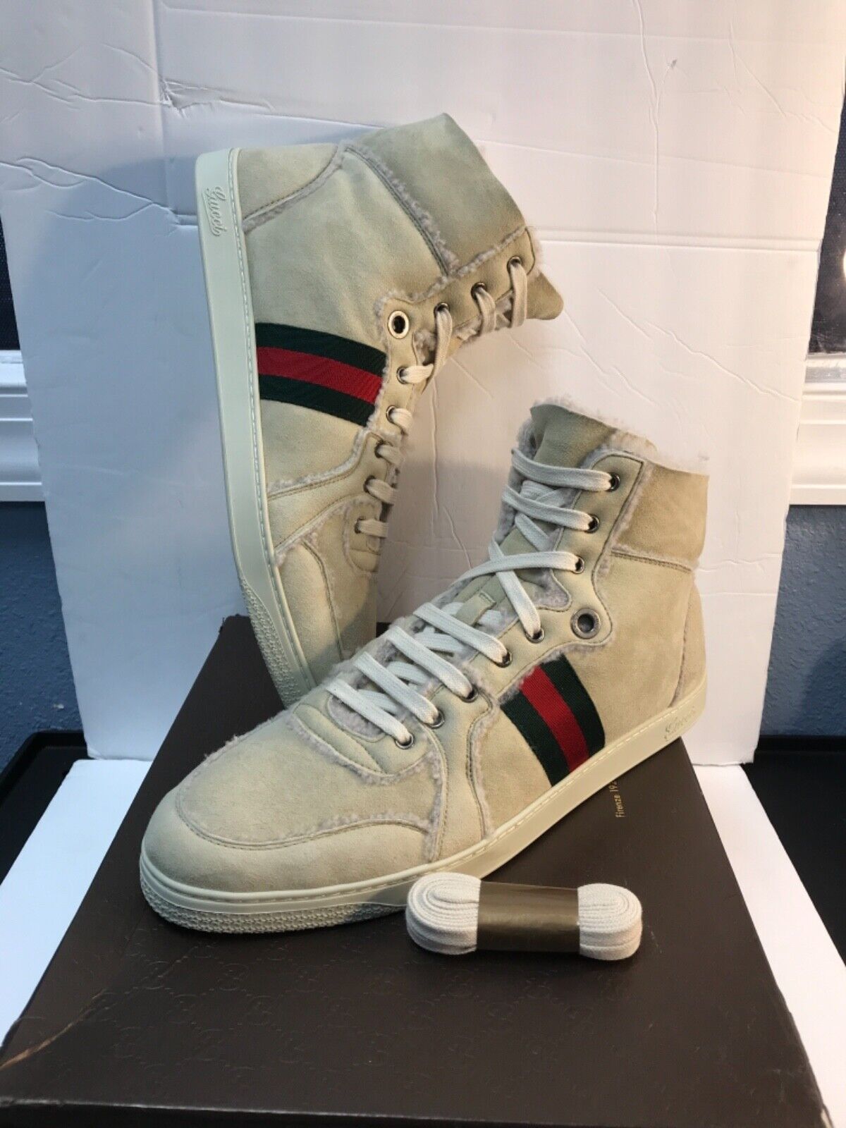 Gucci Shearl Aspen 269997 BND10 9152 New Never Worn Size 14 Gucci Shearl Aspen 269997 BND10 9152 New Never Worn Size 14