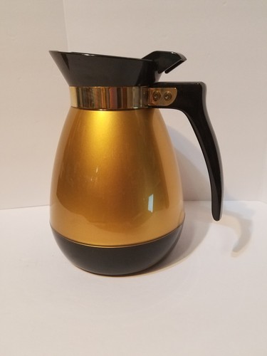 West Bend Thermo-Serv Insulated Carafe Coffee Tea Pitcher - large 44 oz 6 cups