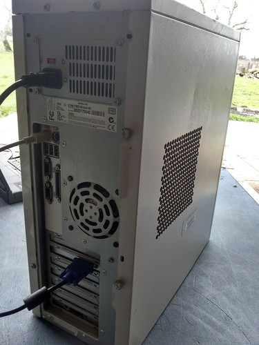 Vintage Gateway AMD Athlon 800 Mhz Desktop Computer LPmini tower KAD Select 800