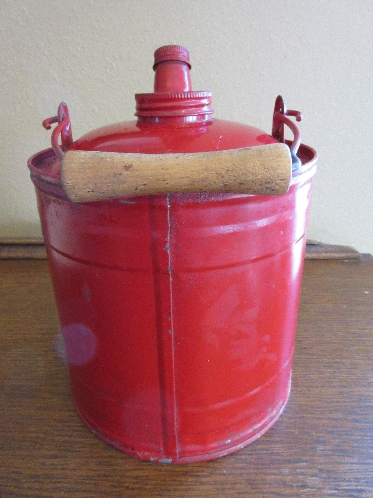 Vintage MARTIN WARE Red Metal Gas Can w/Wooden Handle - Minneapolis - EUC
