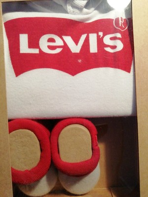 newborn levis