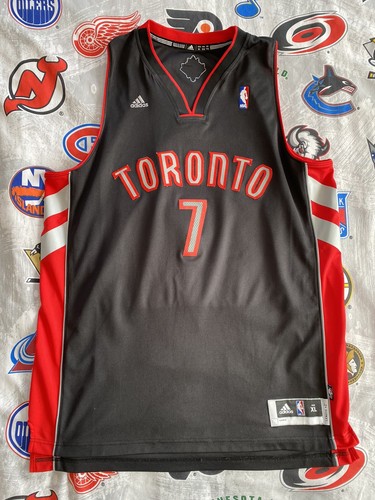 toronto raptors huskies jersey