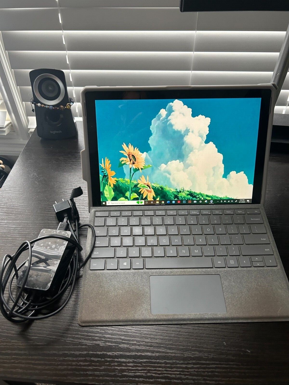 Microsoft Surface Pro 6 i7 8GB　256GB Amazon.com : Microsoft Surface Pro 6 (Intel Core i7, 8GB RAM