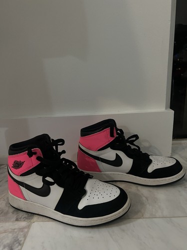 Nike ☆ Air Jordan 1 High Valentine’s Day This Air Jordan 1 Is the Perfect Valentine's Day Gift
