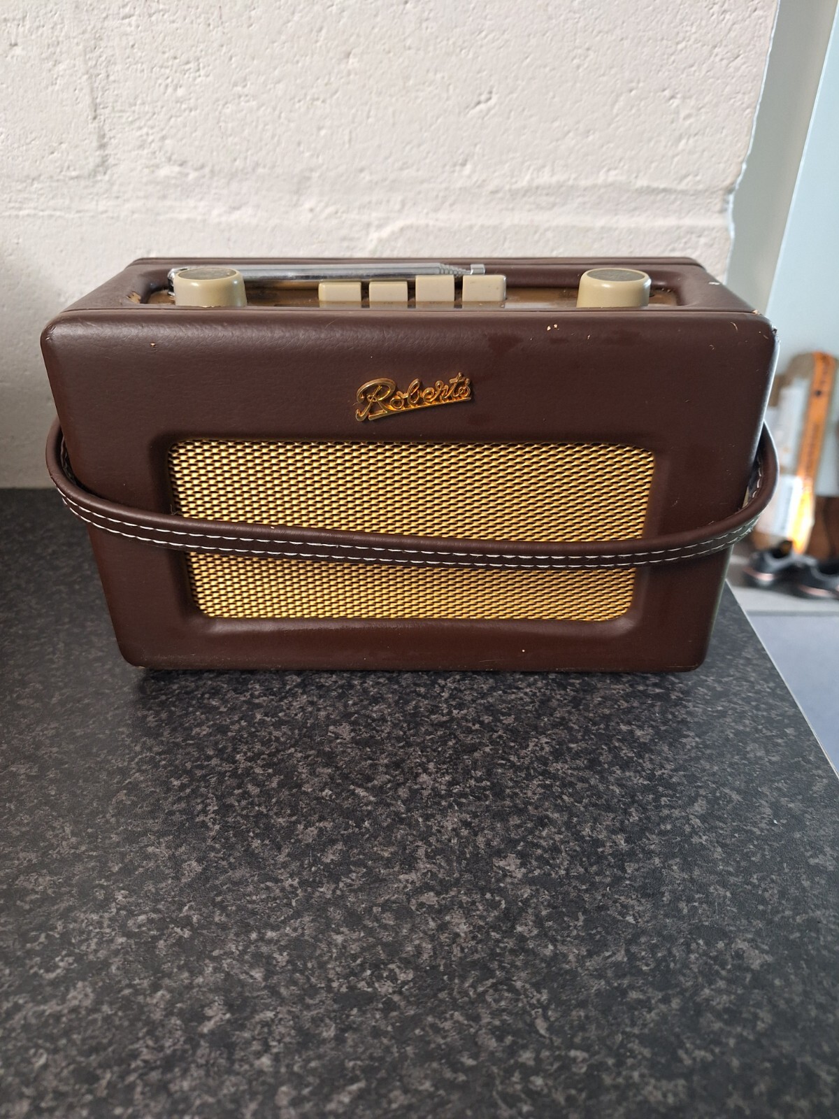 貴重 ROBERTS RADIO Revival ロバーツ ラジオ 本革レザー