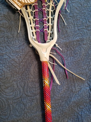 New Womens Lacrosse Stick Brine MYNX Head with a matching brine shaft