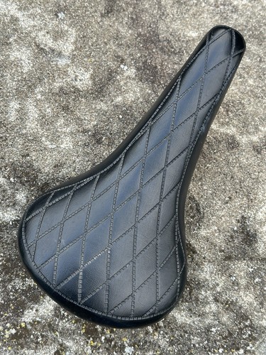BMXサドル 「DEMOLITION 」AXES SEAT ホワイトステッチ BMXサドル 「DEMOLITION 」AXES SEAT ホワイトステッチ シート