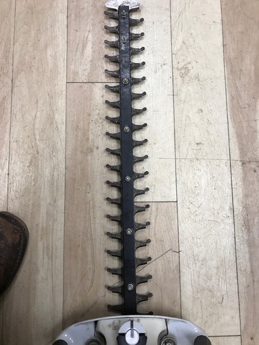 Stihl HS46C Hedge Trimmer Gas Tree Bush