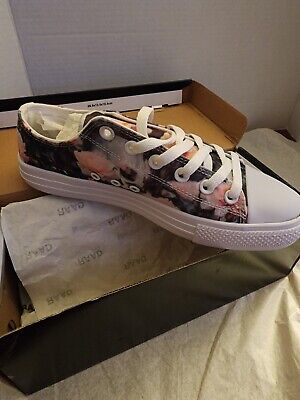 Raad Womens Low Top Floral Sneakers NEW size 7.5