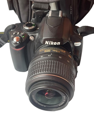 極美品 D60 AF-S 18-55mm 1:3.5-5.6G VR #N097 Amazon.com : Nikon 18-55mm f/3.5-5.6G AF-S DX VR Nikkor Zoom