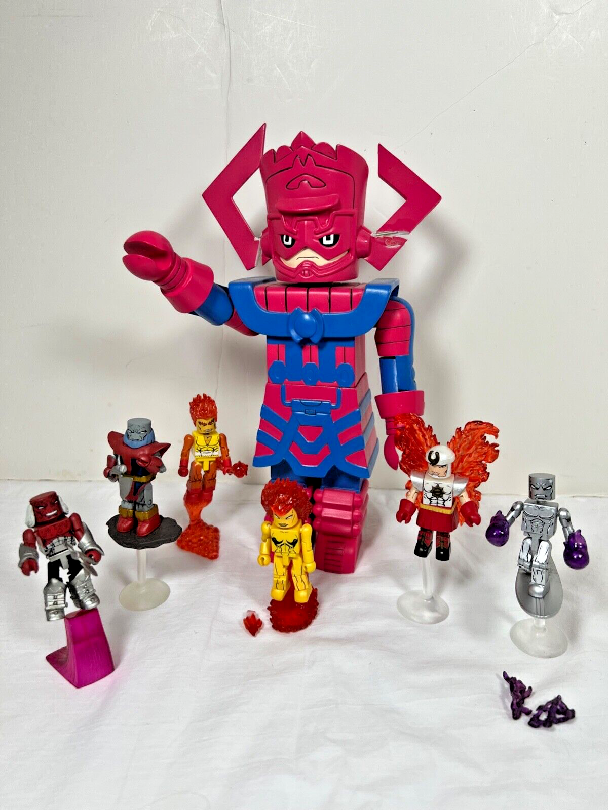 Marvel Minimates Max Galactus w/ 6 Heralds, Nova, Surfer Marvel Minimates Max Galactus w/ 6 Heralds, Nova, Surfer