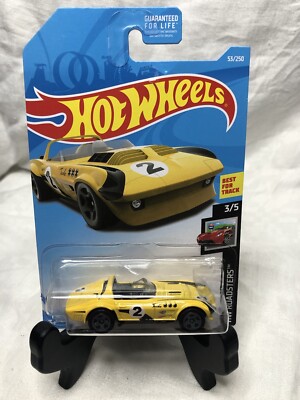 2019 Hot Wheels 53/250 HW Roadsters 3/5 Corvette Grand Sport Roadster Yellow NIP