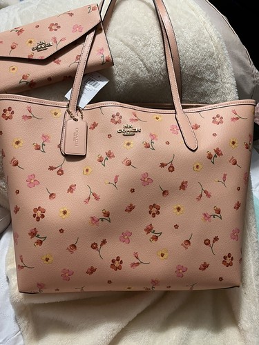 NWT COACH CITY TOTE W/ Wallet Mystical Floral Print Faded