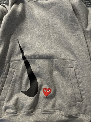人気話題！COMME des GARCONS PLAY x Nike Hoodie Grey $_12.JPG?set_id=880000500F
