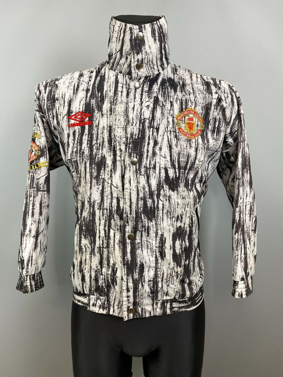 ウェア UMBRO Manchester United 92-94  kit Manchester United Jersey 1992 1994 Home Size XL Shirt Umbro
