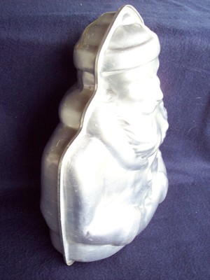 Santa Claus 3D Mold Cake Pan Stand Up Bakeware VTG Aluminum Christmas Holiday