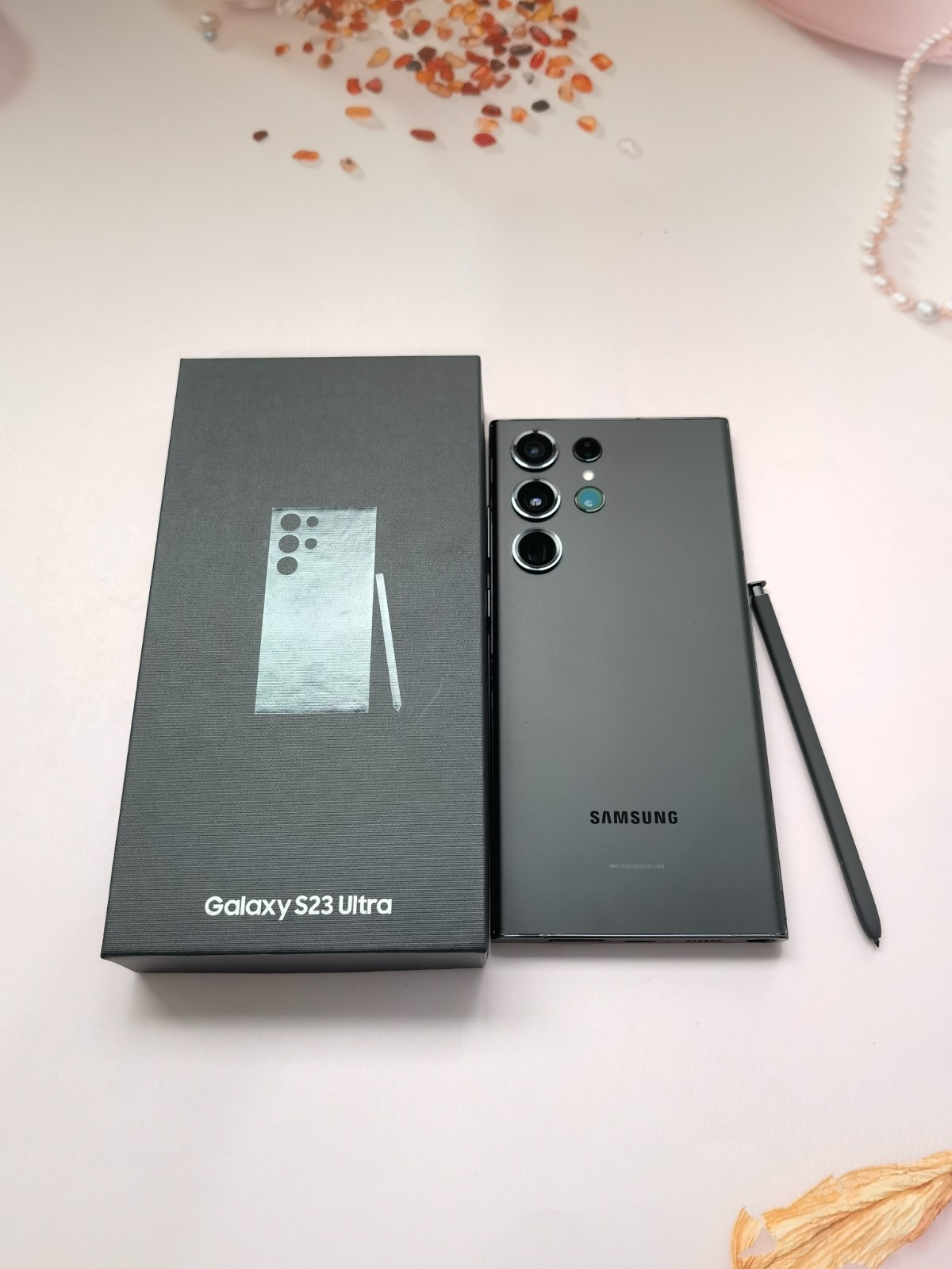 Samsung Galaxy S23 Ultra 512GB 、箱あり、おまけ付 BRAND-NEW IN SEALED BOX SAMSUNG GALAXY S23 ULTRA 5G UNLOCKED