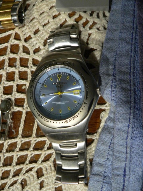 rip curl limited edition watch