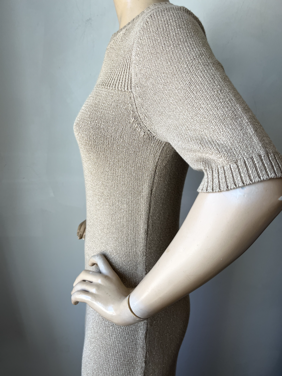 ST JOHN ST JOHN KNIT SZ L 10/12 GOLD KNIT SHIMMER SHEATH DRESS