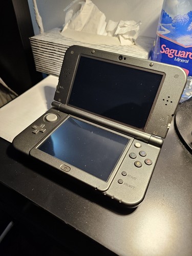 New Nintendo 3DS XL LL Metallic Black Console Stylus Working New Nintendo 3DS XL LL Metallic Black Console Stylus Working