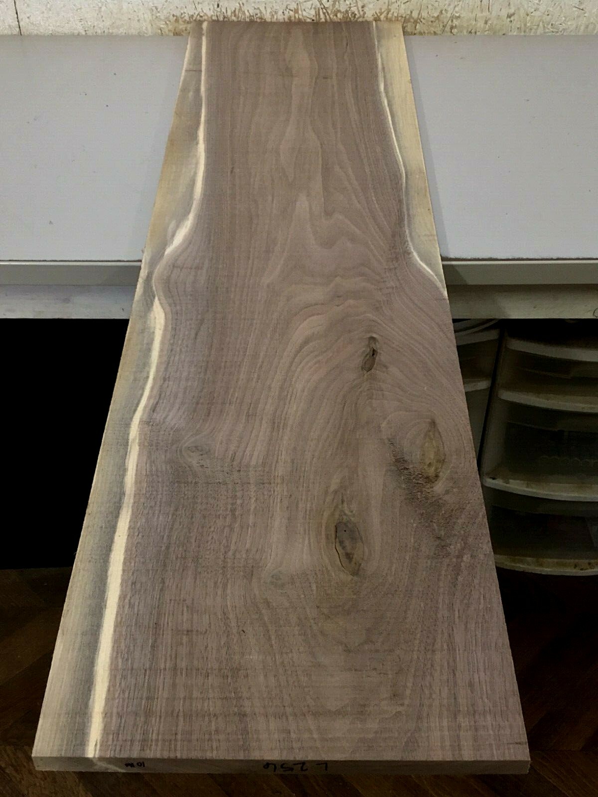 L256 Rustic Black Walnut Board (47