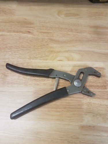 Craftsman Robo Grip Pliers 9