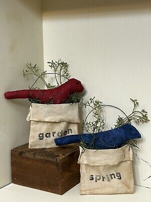 8.5'' Handmade Primitive Spring Garden Bird Bag -Set of 2