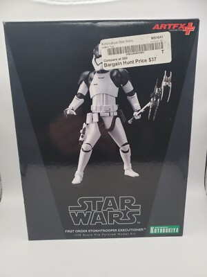 Kotobukiya ARTFX Plus  Star Wars FIRST ORDER STORMTROOPER EXECUTIONER Model Kit!