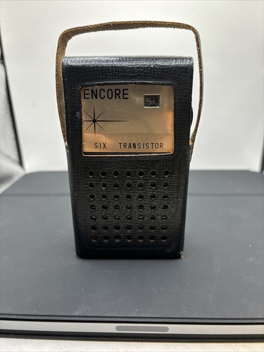 VTG Pocket Radio, With Leather Case Encore 6 Transistor Trm