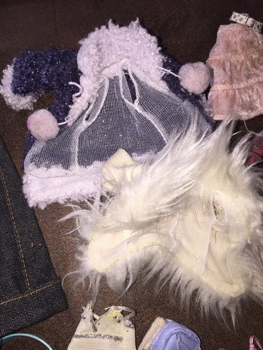 Bratz Doll Clothes Lot Jeans Pants Capri Bottoms & Purse & Skirts