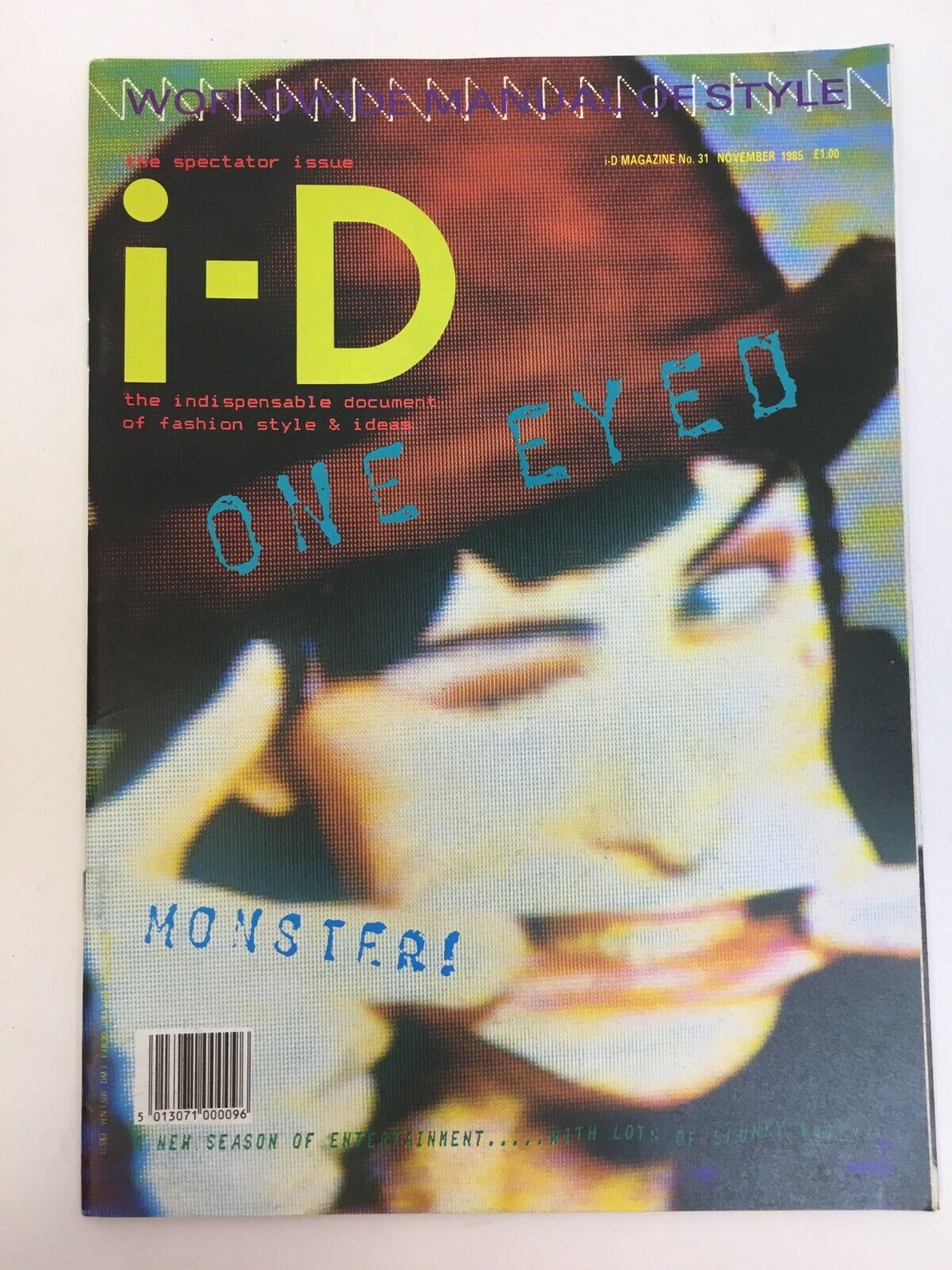 i-D Magazine No 31 November 1985 Manual of Style 80s Street Fashion UK Spectator i-D Magazine No 31 November 1985 Manual of Style 80s Street Fashion UK Spectator