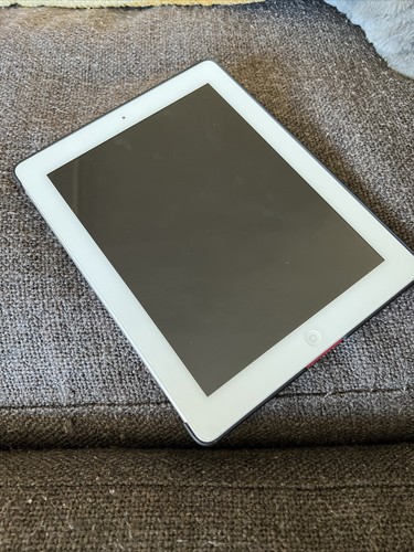 iPad - 最終価格　Apple iPad 4 Wi-Fi 16GB i MD513J/A Restored Apple iPad 4 with Retina Display 16GB, Wi-Fi 4th