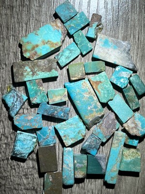 Turquoise 35 pre cut slabs. 92 ct- 18.5 gram - Sunbell old stock mix 25 US mines