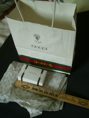 gucci bag packaging
