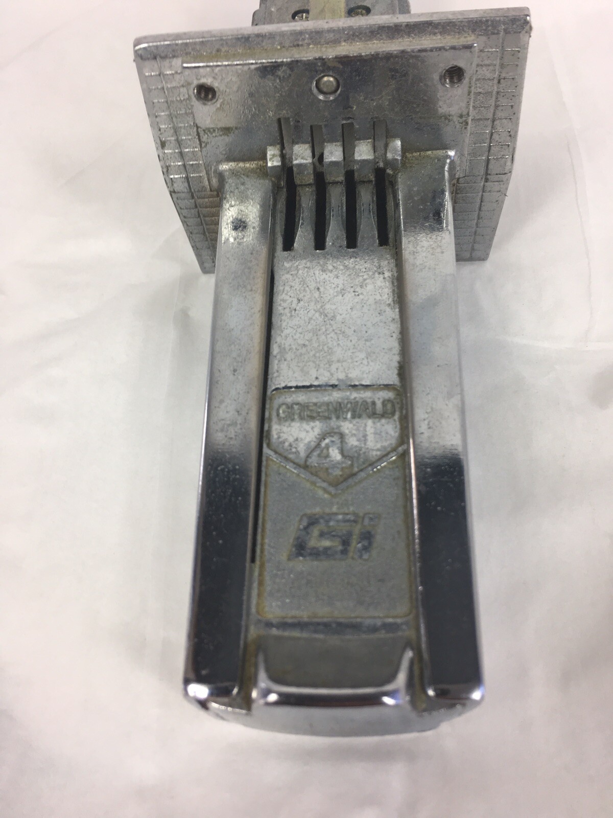 Greenwald 4 Vertical Coin Slide Laundry Laundromat Soap Machine Lavandería