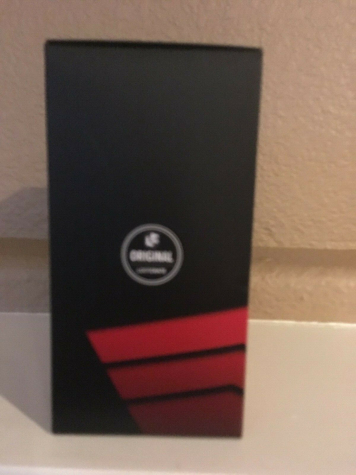 New in Sealed Box Lootcrate Exclusive Captain Marvel 3D Comic Standee 2019 17+