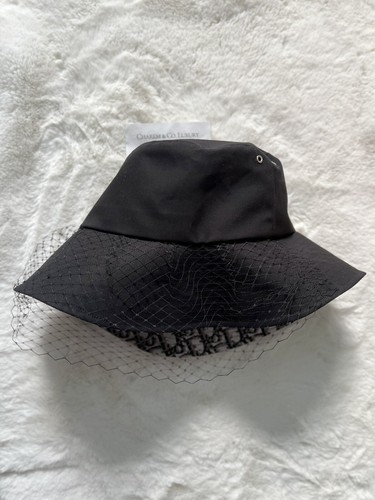 NWT! 🖤 DIOR Sun Bucket Brim Logo Black White Veil Size 57 cm