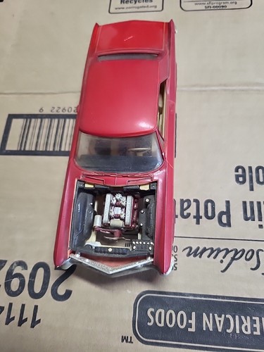 VINTAGE AMT 1963 1964? BUICK RIVIERA SCREW BOTTOM BUILT MODEL CAR