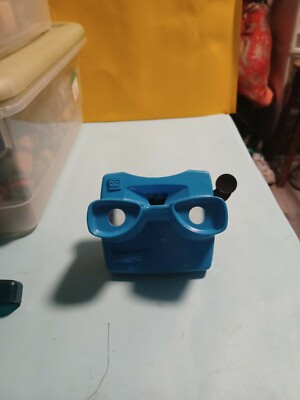 Cohen & Steers Retro Image3D Viewer ViewMaster Blue Classic Toy in EUC LOOK !