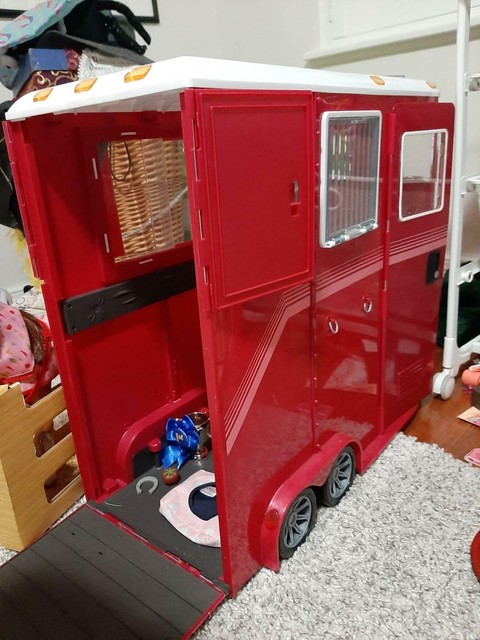 our generation horse box