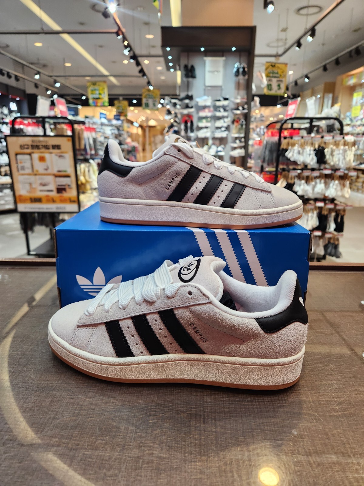 ★ADIDAS★Campus 00s Crystal White Core Black★送料・関税込 SHOES - Campus 00s Shoes - White | adidas Oman